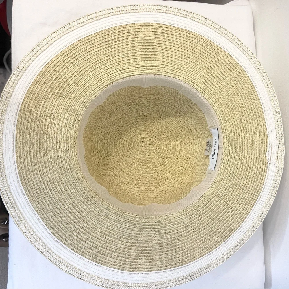 Nine West NWOT Beige Wide-Brim Hat